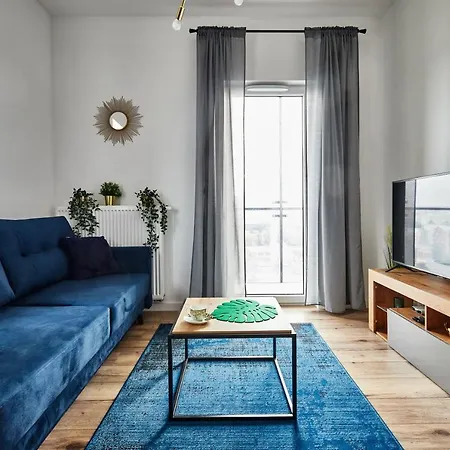 Apartament Prymasa Tysiąclecia 83a *